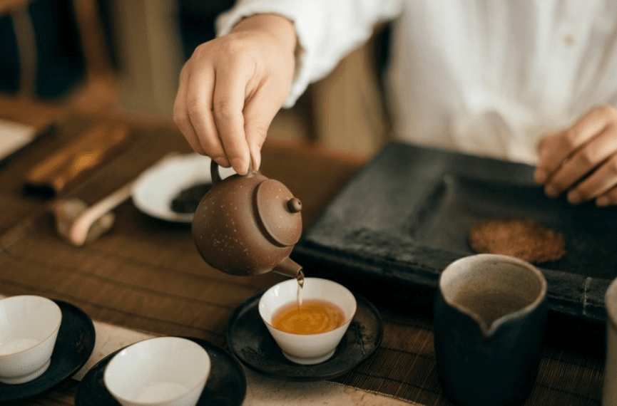 uong-tra-thao-duoc-loi-ngu