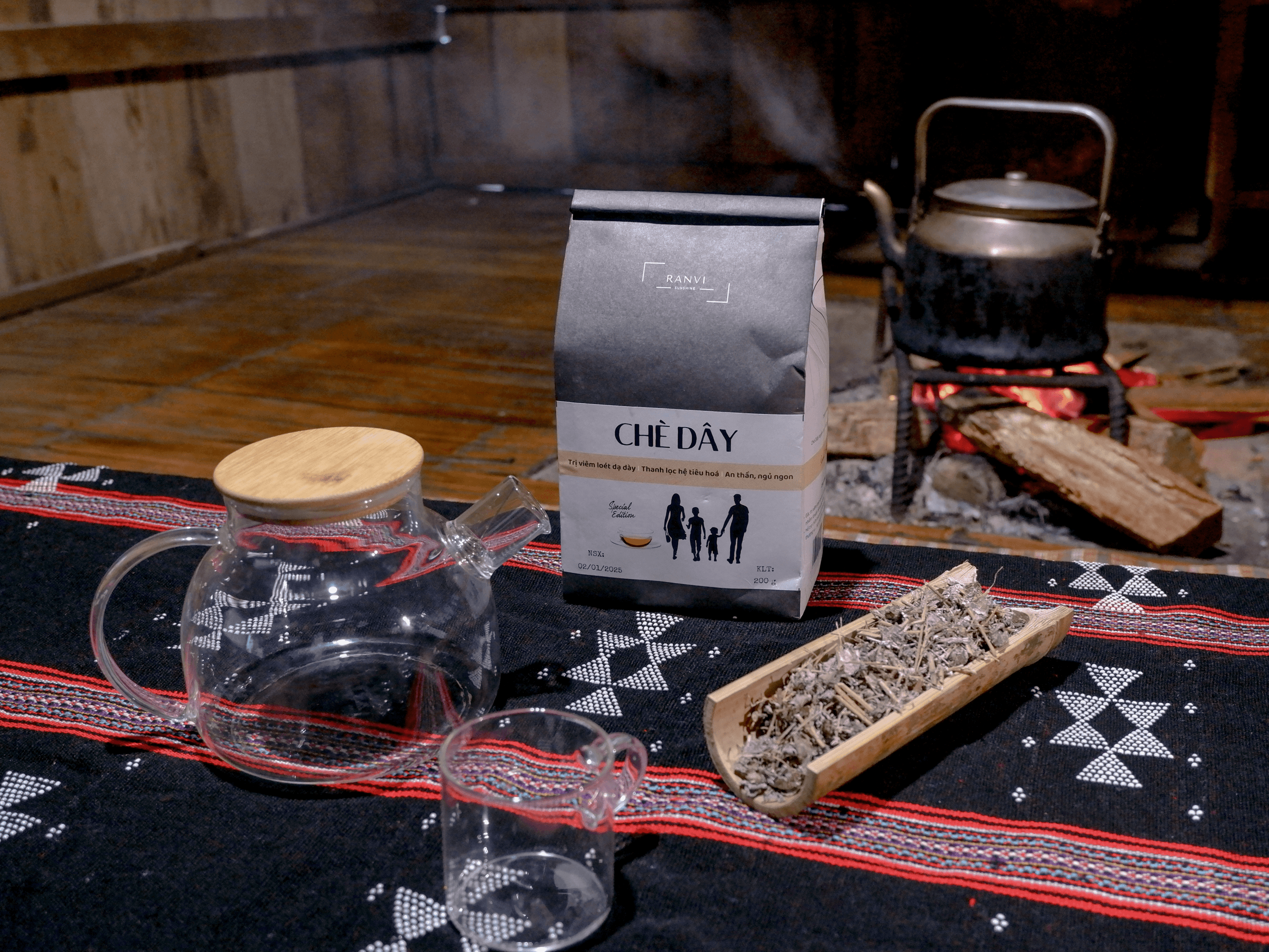 Câu chuyện Ba Kích tím Tây Giang và người giữ hồn dược liệu! 13 uong-tra-day-ngon